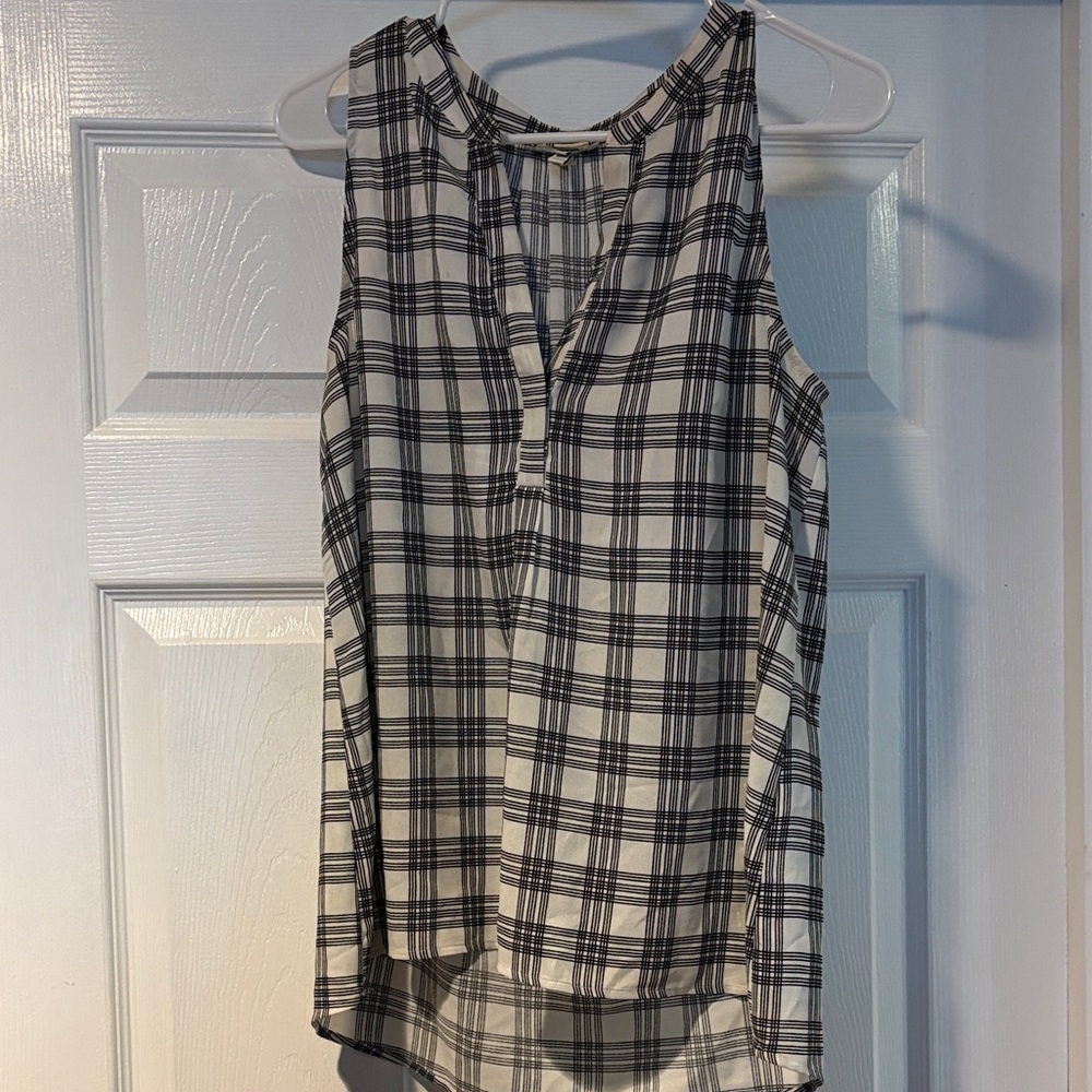Joie Black and White Checkered Sleeveless Blouse